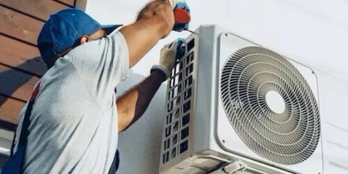 AC Technician & Installation Services in Ajman (1)